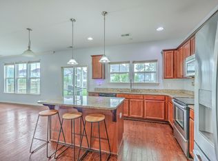 531 Crossland Dr, Moncks Corner, SC 29461