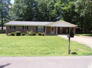 183 Fieldwood Dr, Huntingdon, TN 38344