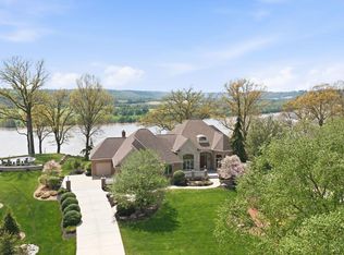 15 Saint Andrews Dr, North Bend, OH 45052