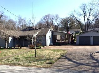 409 Sycamore St, Newburgh, IN 47630