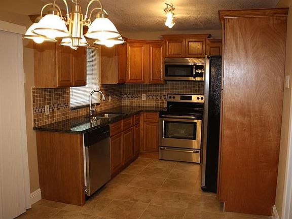 5th image of 5721 Telipa Dr