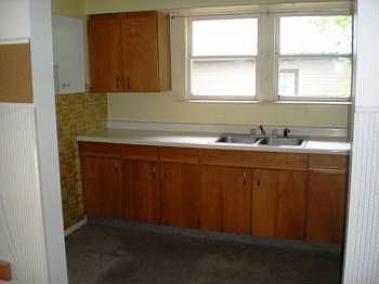 5th image of 660 3rd Avenue West N