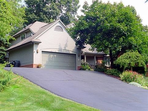 2 Car Garage
