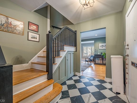 4th image of 133 Buckingham Rd