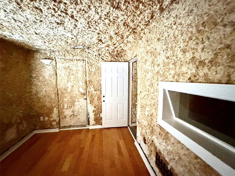 4275 Bethel Blvd — Photo 17