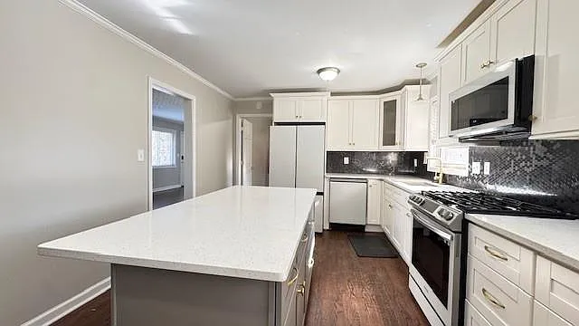 552 Sybil Ln SE #B — Photo 34