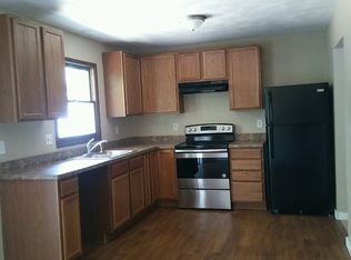 320 Mineral Springs Rd, Owatonna, MN 55060