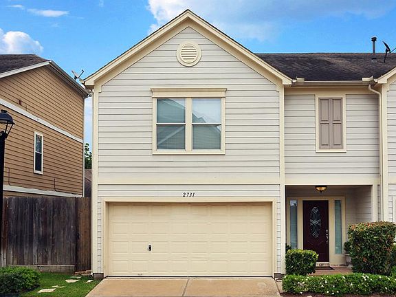 2nd image of 2731 Woodridge Manor Dr