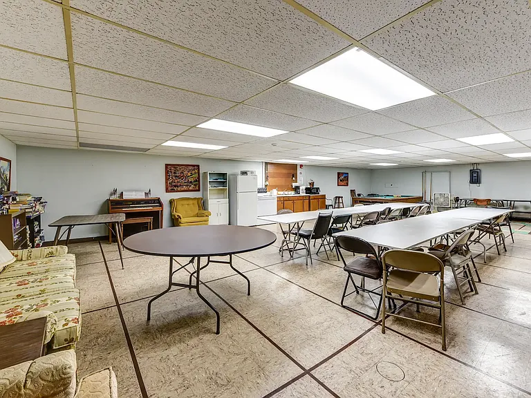 Byre Mor Court Apartments — Photo 10