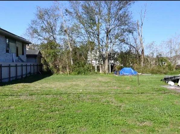 N Derbigny St, New Orleans, LA 70118