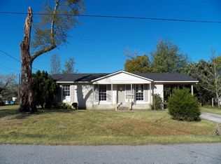 208 S Washington St, Hahira, GA 31632