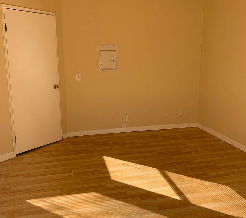 1st image of 1229 N Sycamore Ave APT 306