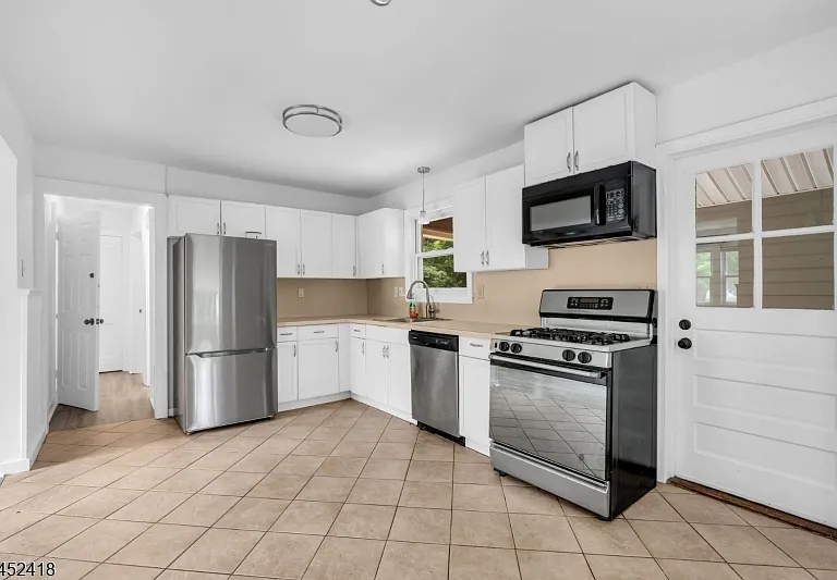 106 Mountain Ave — Photo 11
