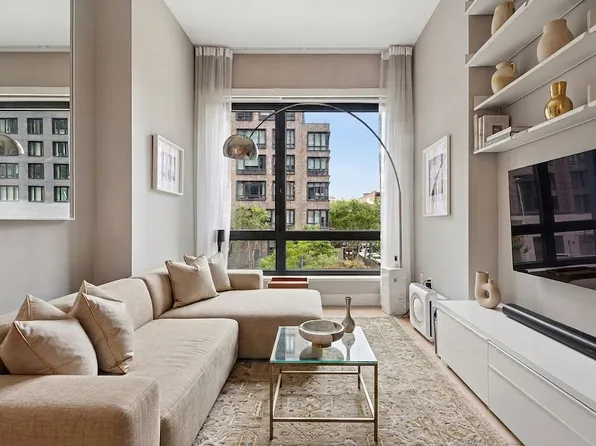 550 Vanderbilt Ave #209, Brooklyn, NY 11238