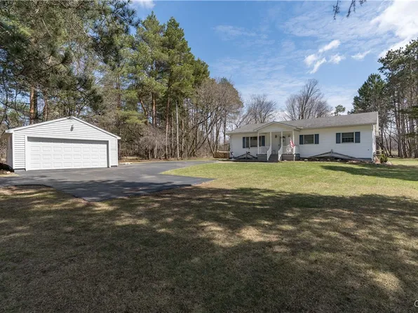 25002 Sanford Corners Rd, Calcium, NY 13616