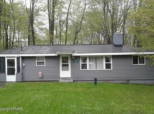 120 Squaw Trl, Pocono Lake, PA 18347