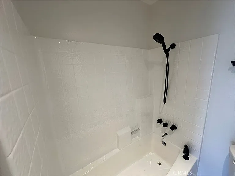2554 Olive Dr #34 — Photo 21