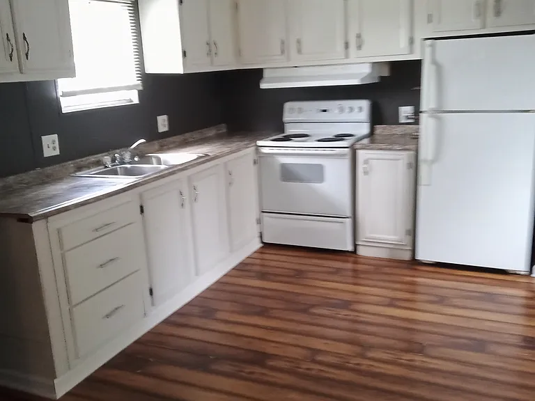 692 Old Flatwood Rd — Photo 1