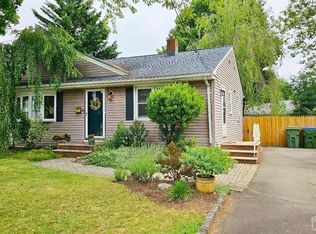 119 Redwood Ave, Edison, NJ