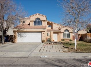 1125 E Kildare St, Lancaster, CA 93535