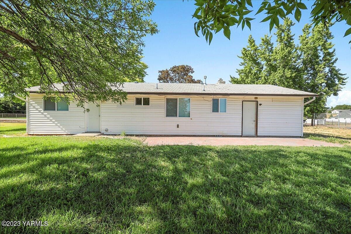 10008 Orchard Ave, Yakima, WA 98908 MLS 231408 Zillow