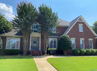 1705 Camden Cir SW, Decatur, AL 35603
