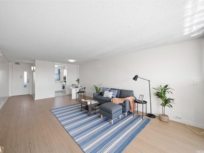 1212 Punahou St APT 1502, Honolulu, HI, 96826