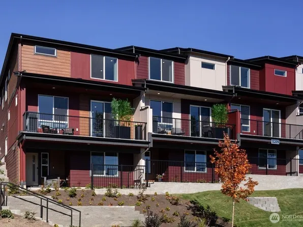 13209 NE 127th Court #D, Kirkland, WA 98034