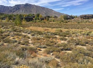 11 Larkspur Ln, Crowley Lake, CA 93546