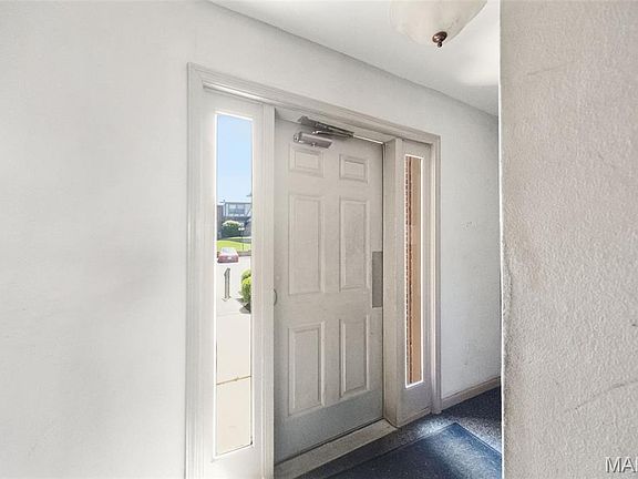 4th image of 1425 Willow Brook Cv APT 5