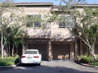 807 Normandy Trace Rd, Tampa, FL 33602