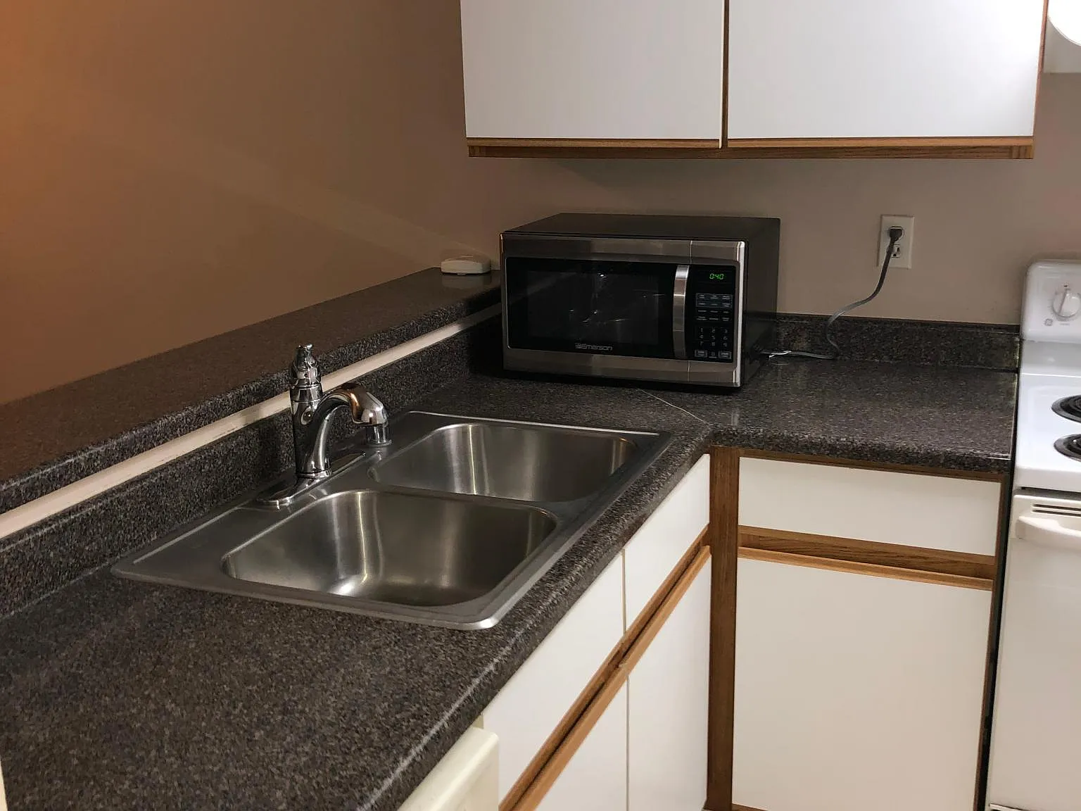 5000 Lake Washington Blvd NE — Photo 2