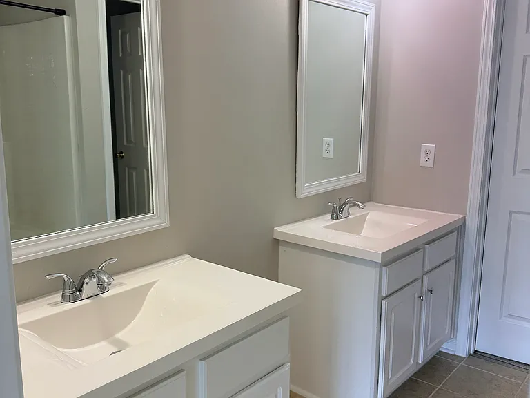 3408 Laurenhurst Ln — Photo 12