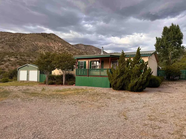 23 Arabian Ln, La Luz, NM 88337