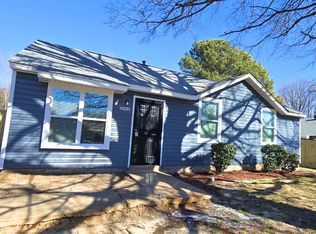 2986 Lake Park Rd, Memphis, TN 38127