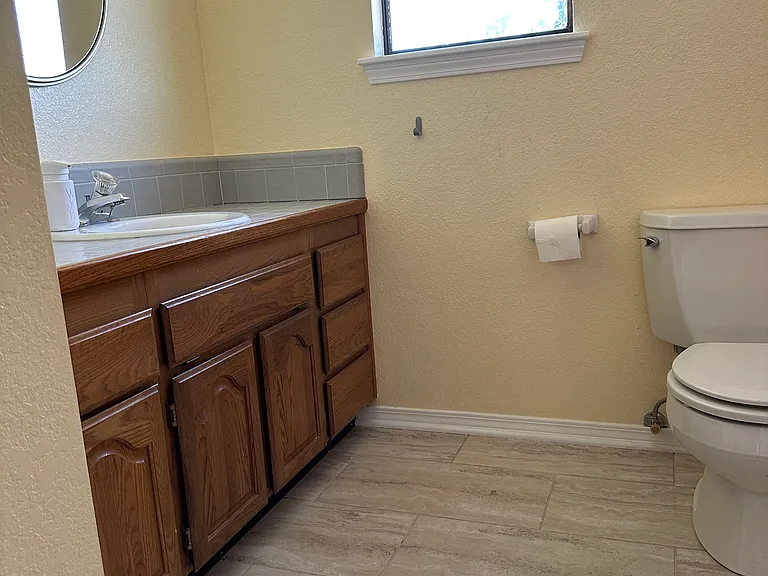 2301 Fairway Ter — Photo 18