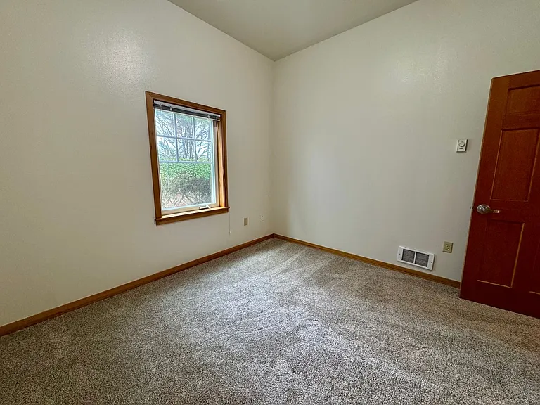 1311 Village Loop — Photo 11