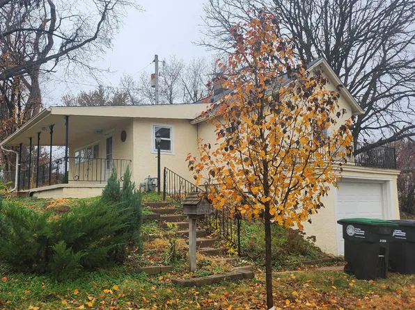4311 Oak St, Omaha, NE 68105