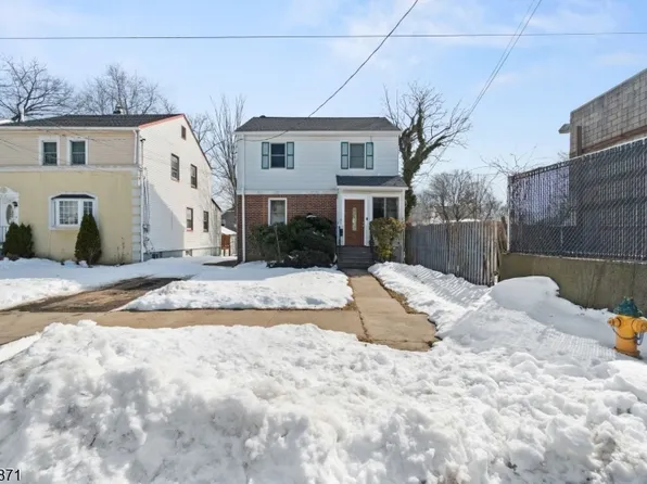 326 Eastern Pkwy, Newark City, NJ 07106