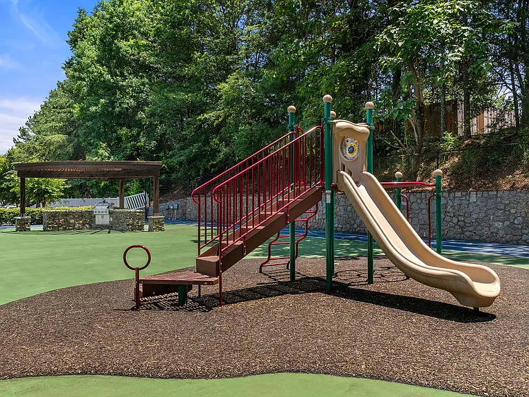 C195540_ArborPlace_PLAYGROUND_01_01