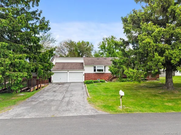 24 Walnut Street, Chester, NY 10918