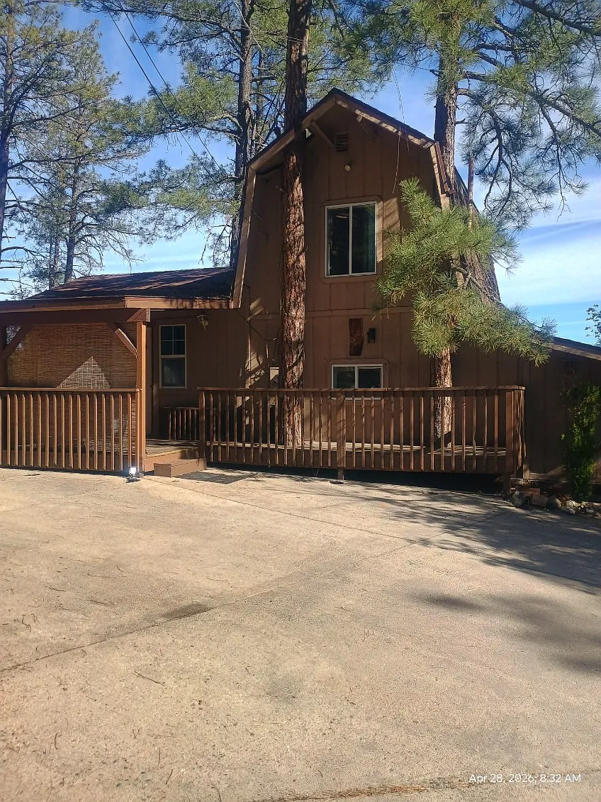 1 bed, 800 sqft, $1,300 — Photo 1