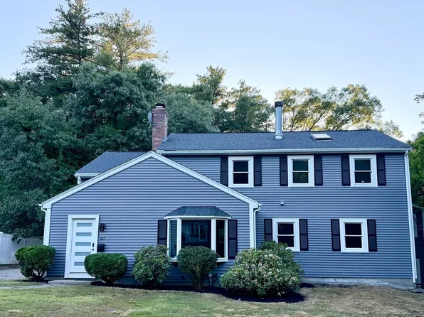 20 Alberta Dr, Hudson, MA 01749