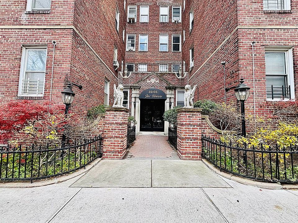 1st image of 3505 72nd St APT 2E