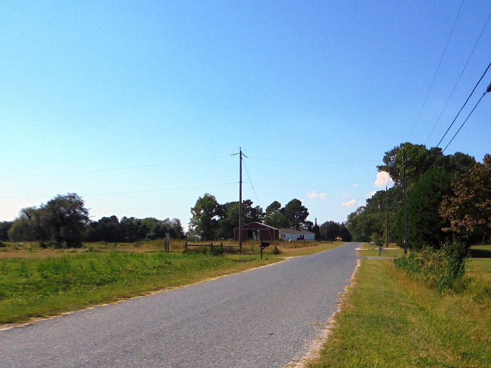 1st image of 21076 Insley Dr