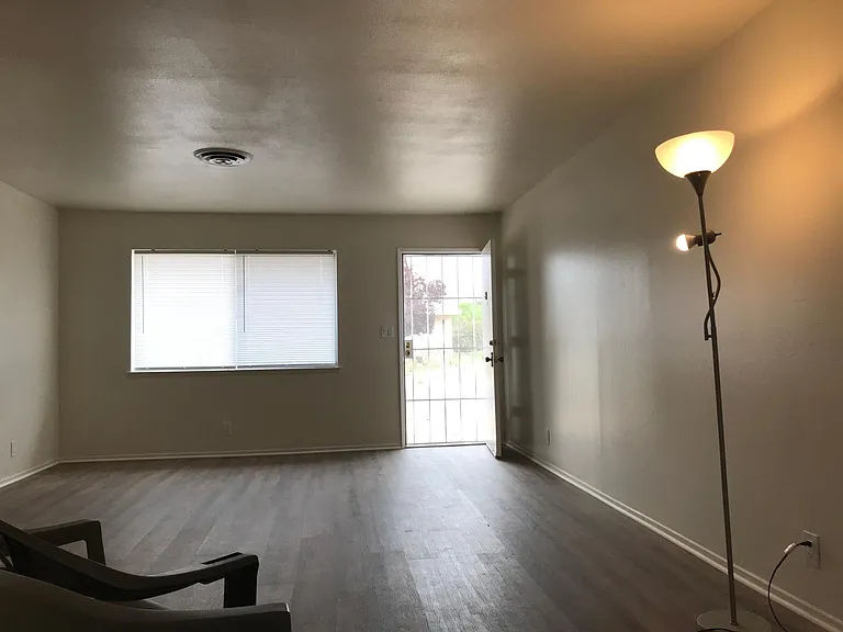 26123 Anawood Pl — Photo 4