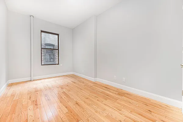 Rented by REAL New York | media 55