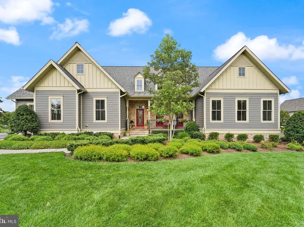 23070 Welbourne Walk Ct, Ashburn, VA 20148