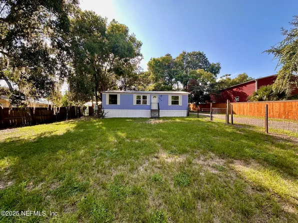 104 PROSPECT Street, Pomona Park, FL 32181
