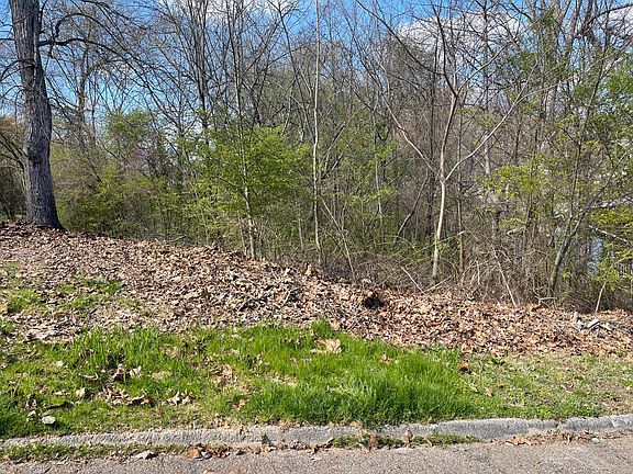 2nd image of 7311 Shamrock Ln #30
